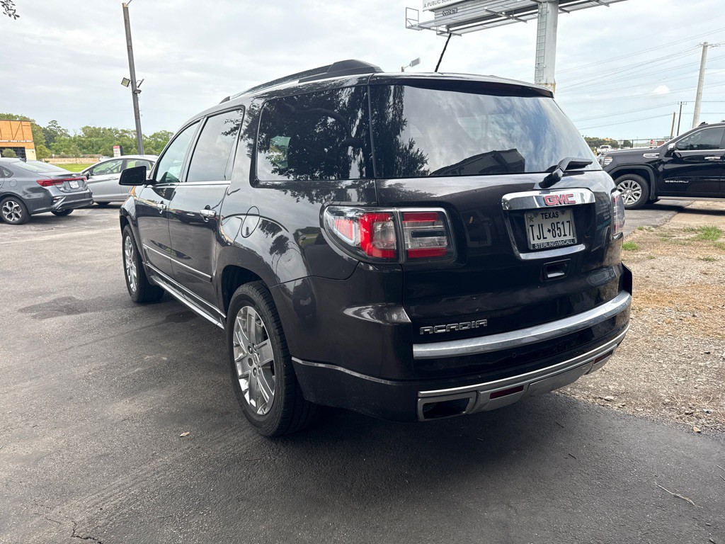2015 GMC Acadia Image 4