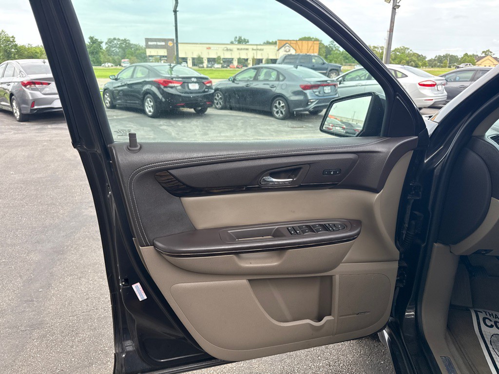 2015 GMC Acadia Image 9
