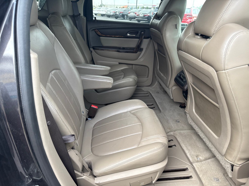 2015 GMC Acadia Image 17