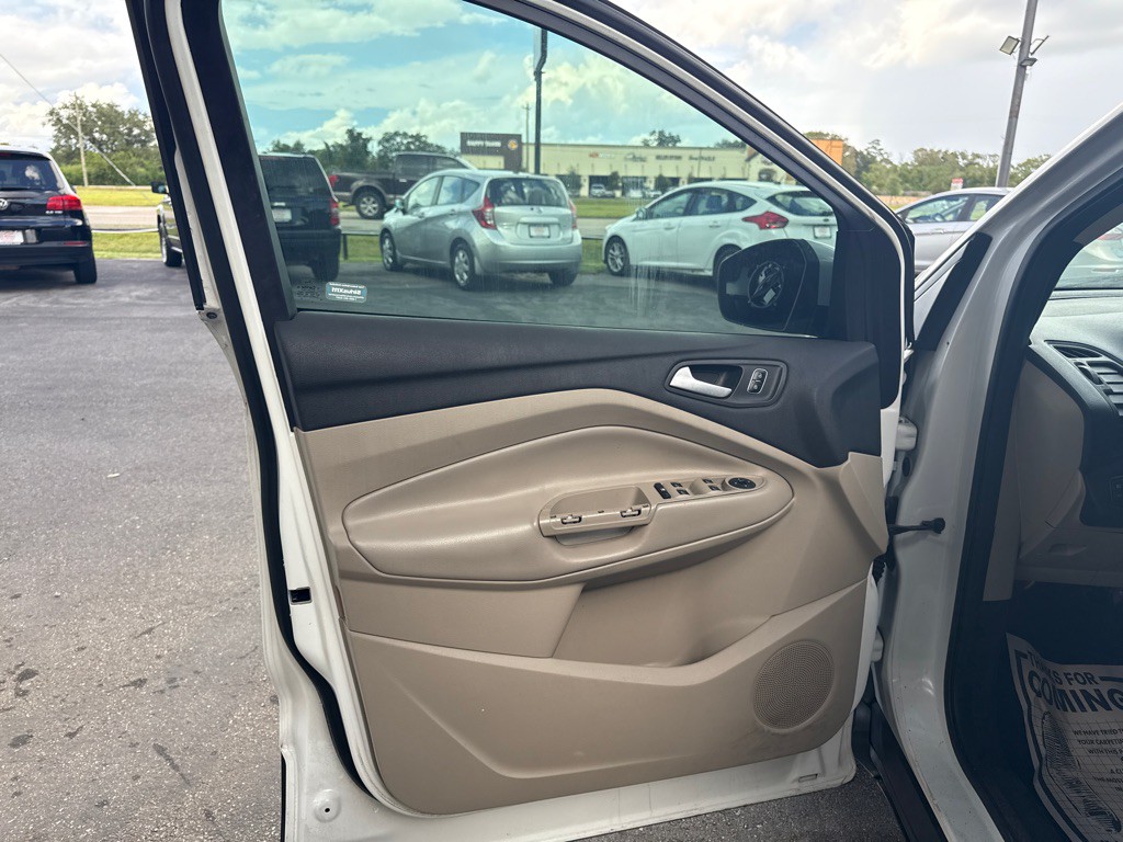 2018 Ford Escape Image 9