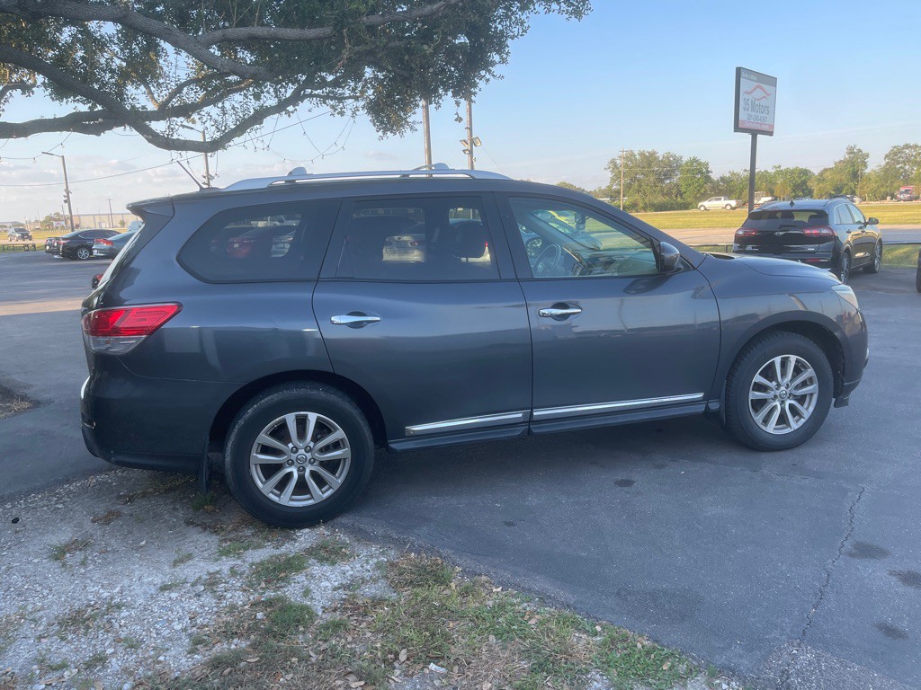 2013 Nissan Pathfinder Image 6