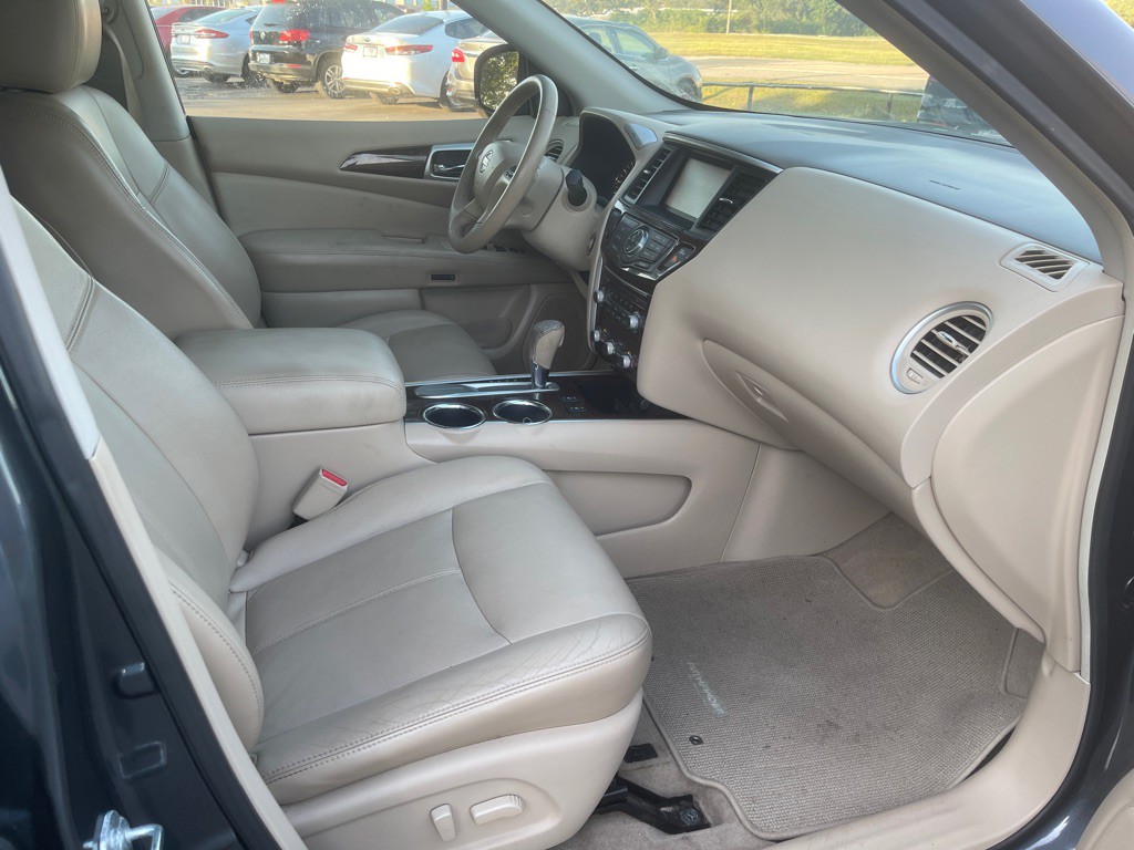 2013 Nissan Pathfinder Image 19