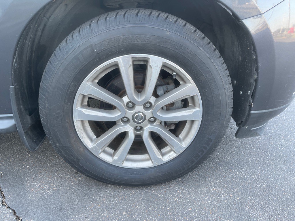 2013 Nissan Pathfinder Image 21