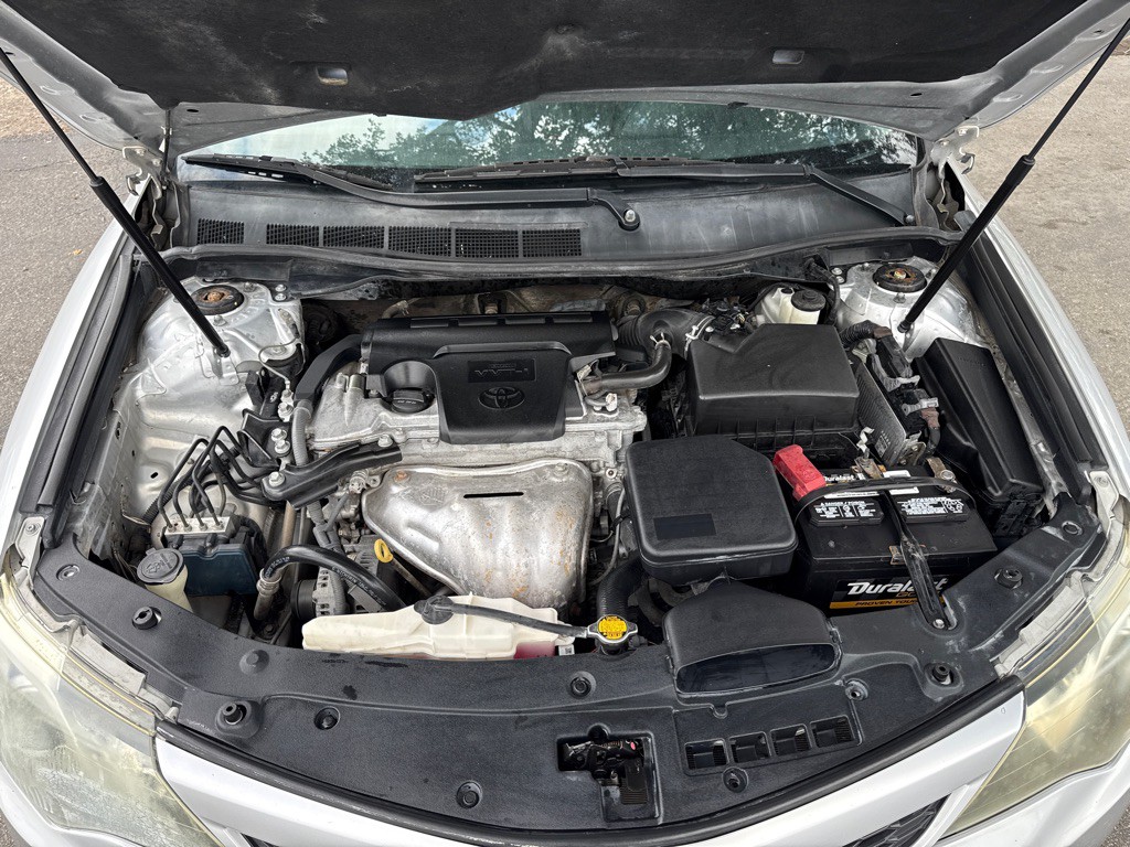 2014 Toyota Camry Image 23