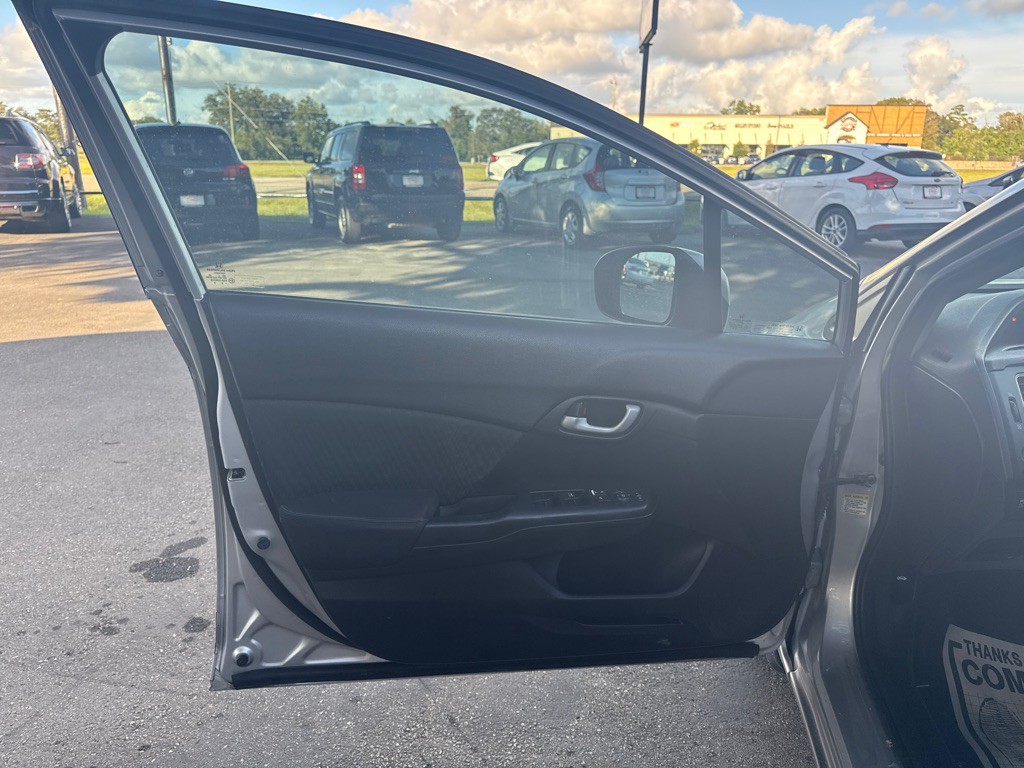 2015 Honda Civic Image 8