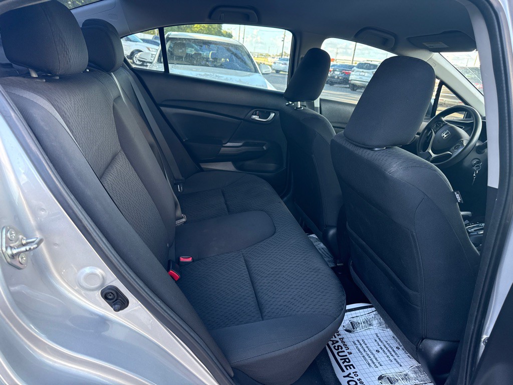 2015 Honda Civic Image 15