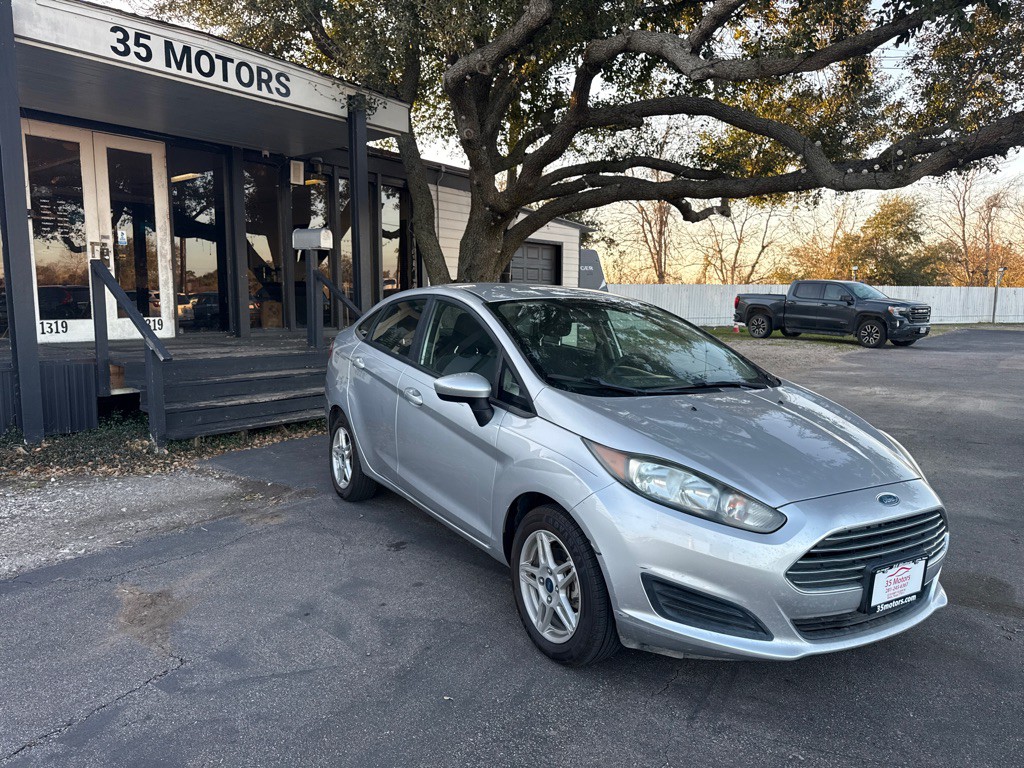 2018 Ford Fiesta Image 8