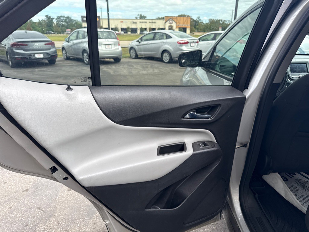 2020 Chevrolet Equinox Image 15