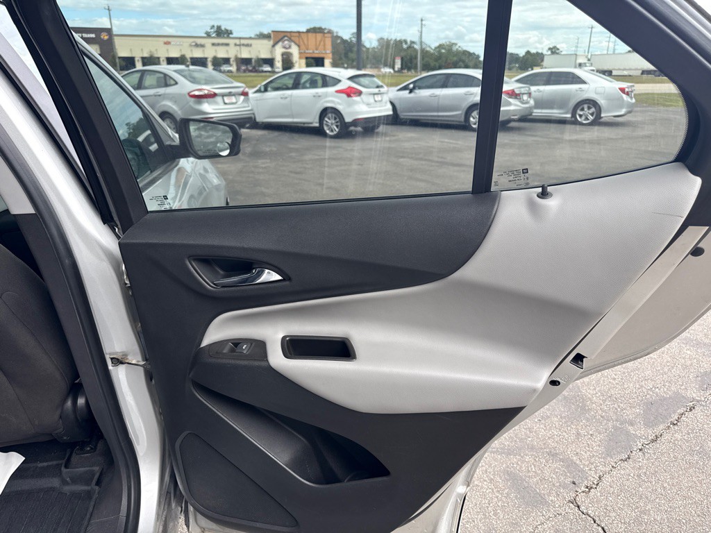 2020 Chevrolet Equinox Image 18