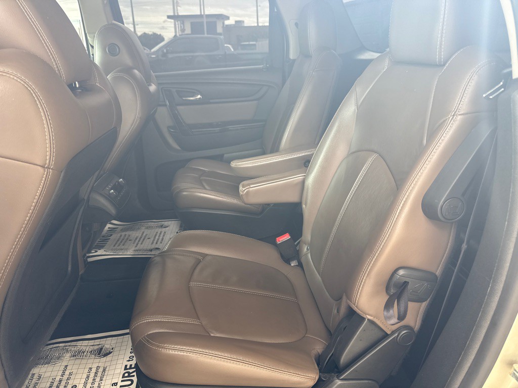 2014 GMC Acadia Image 15