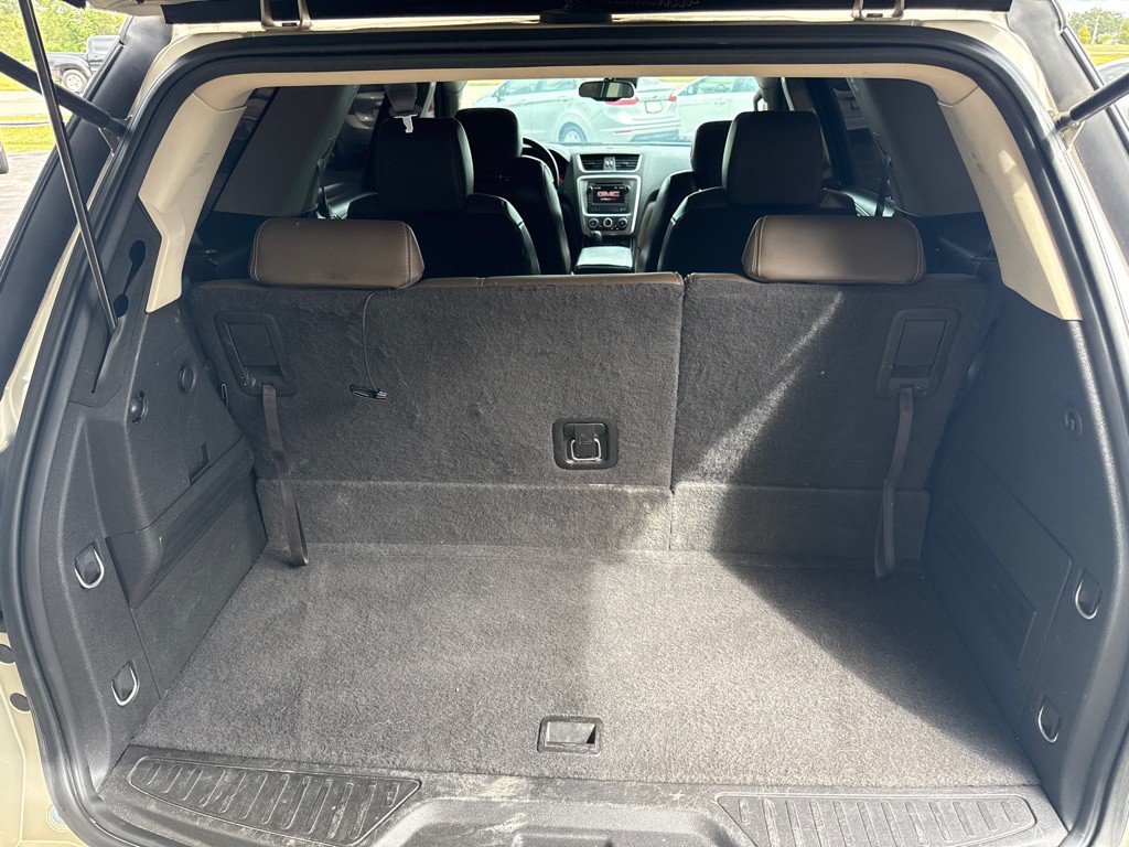 2014 GMC Acadia Image 16