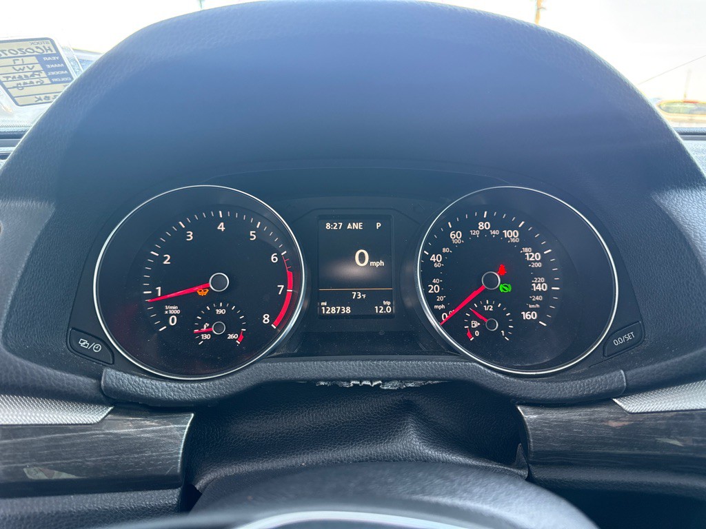 2017 Volkswagen Passat Image 11