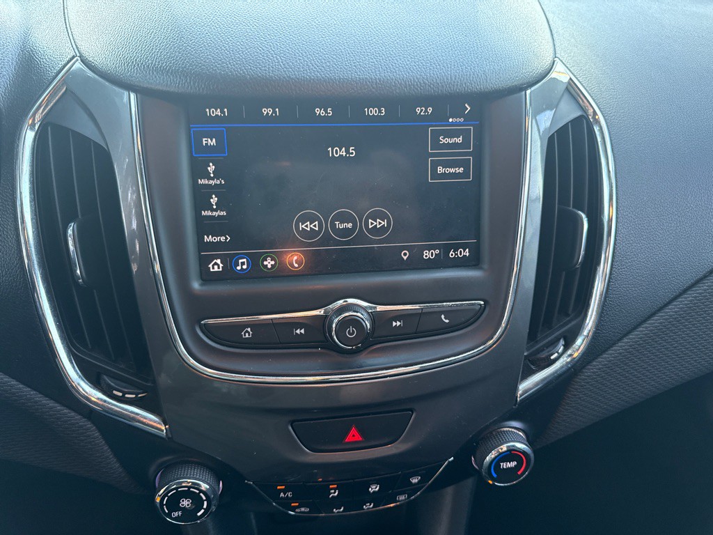 2019 Chevrolet Cruze Image 14