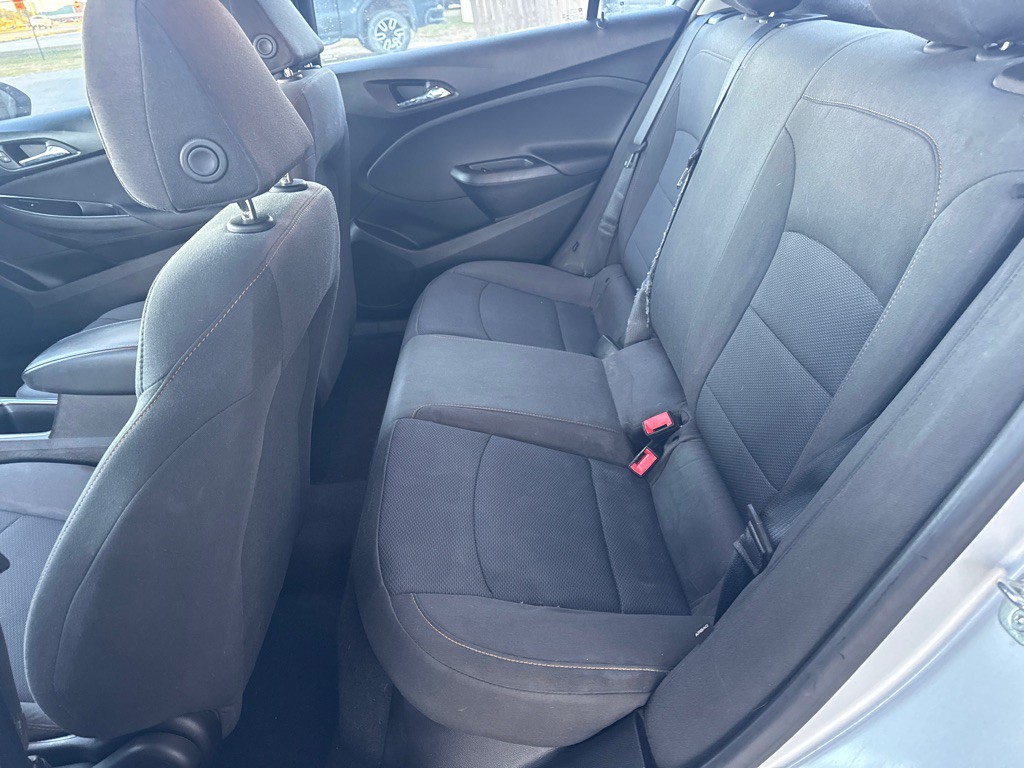 2019 Chevrolet Cruze Image 17