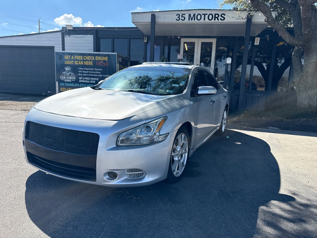 2014 Nissan Maxima Image 1
