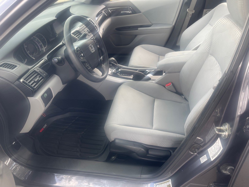 2017 Honda Accord Image 9