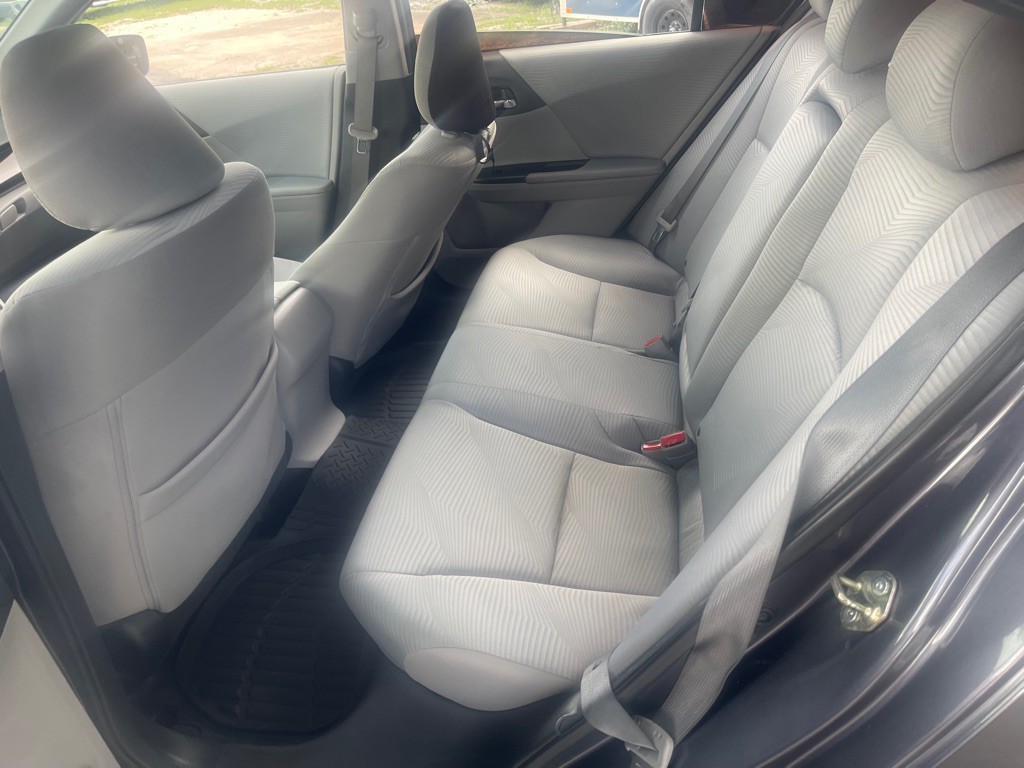 2017 Honda Accord Image 10