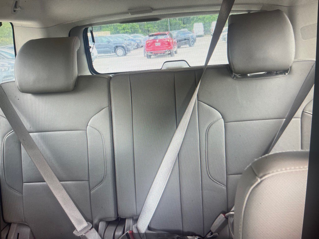 2016 GMC Yukon Image 8