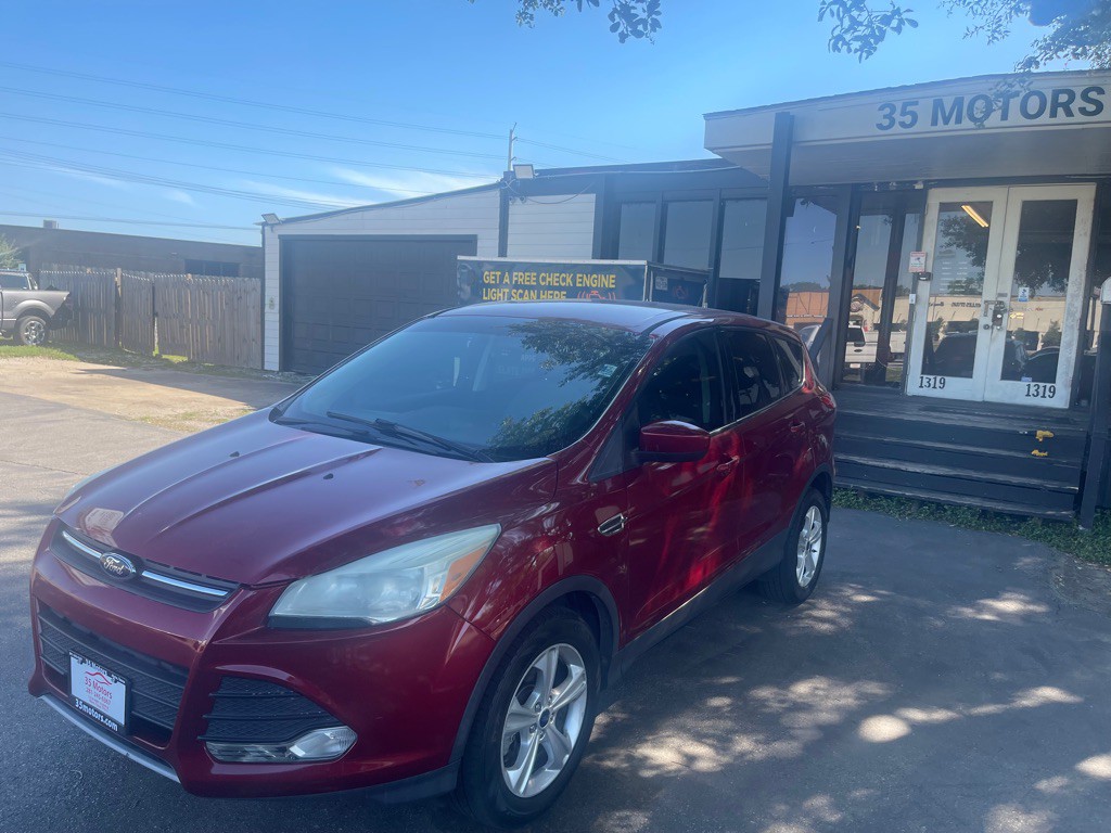 2013 Ford Escape Image 1