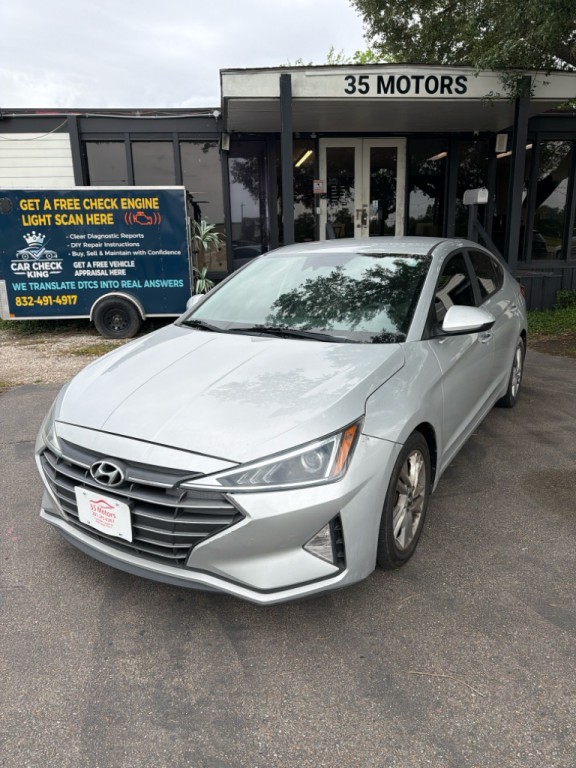 2020 Hyundai Elantra Image 1