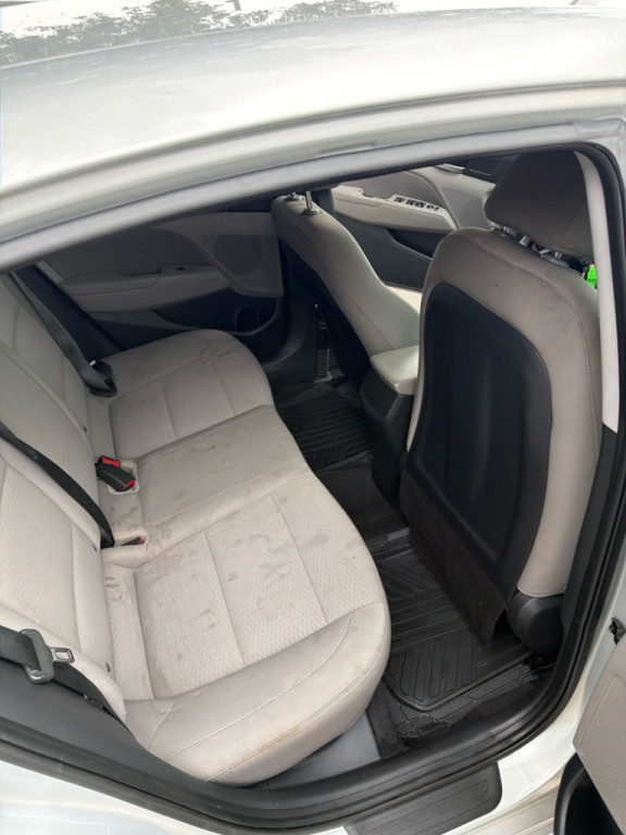 2020 Hyundai Elantra Image 11