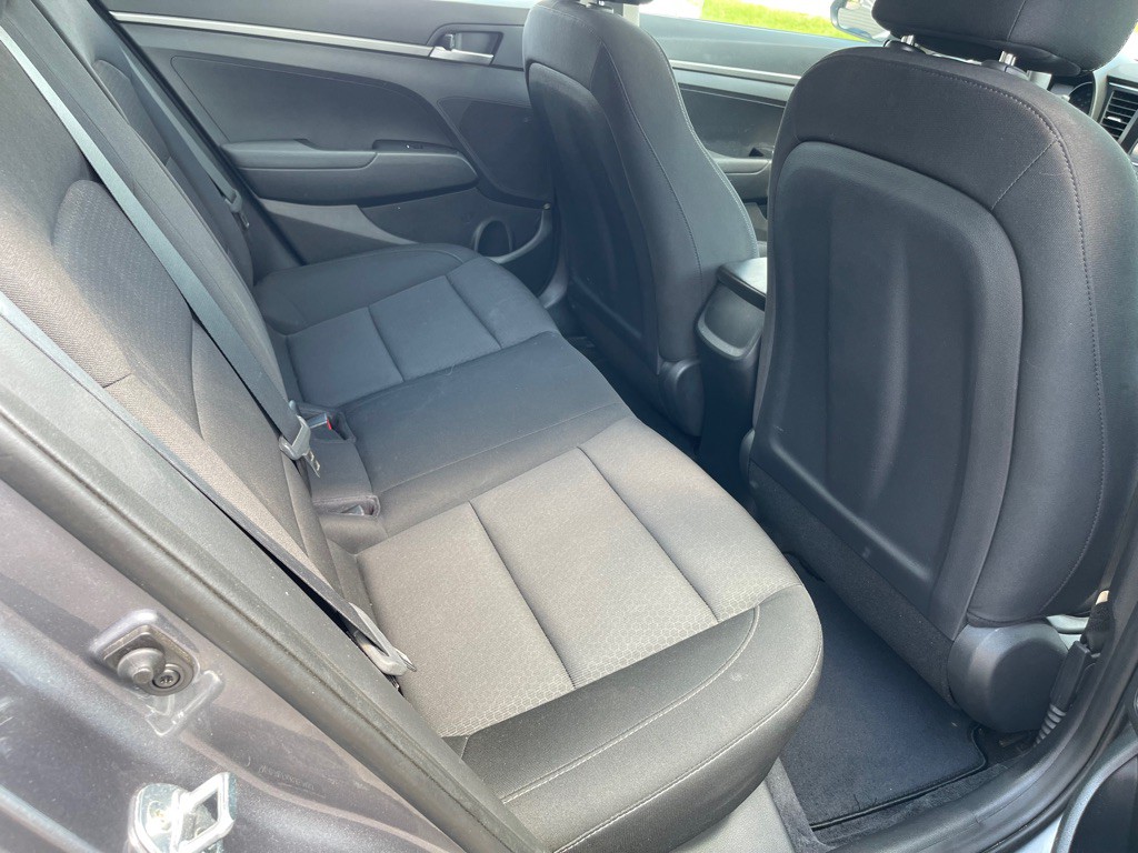 2018 Hyundai Elantra Image 7