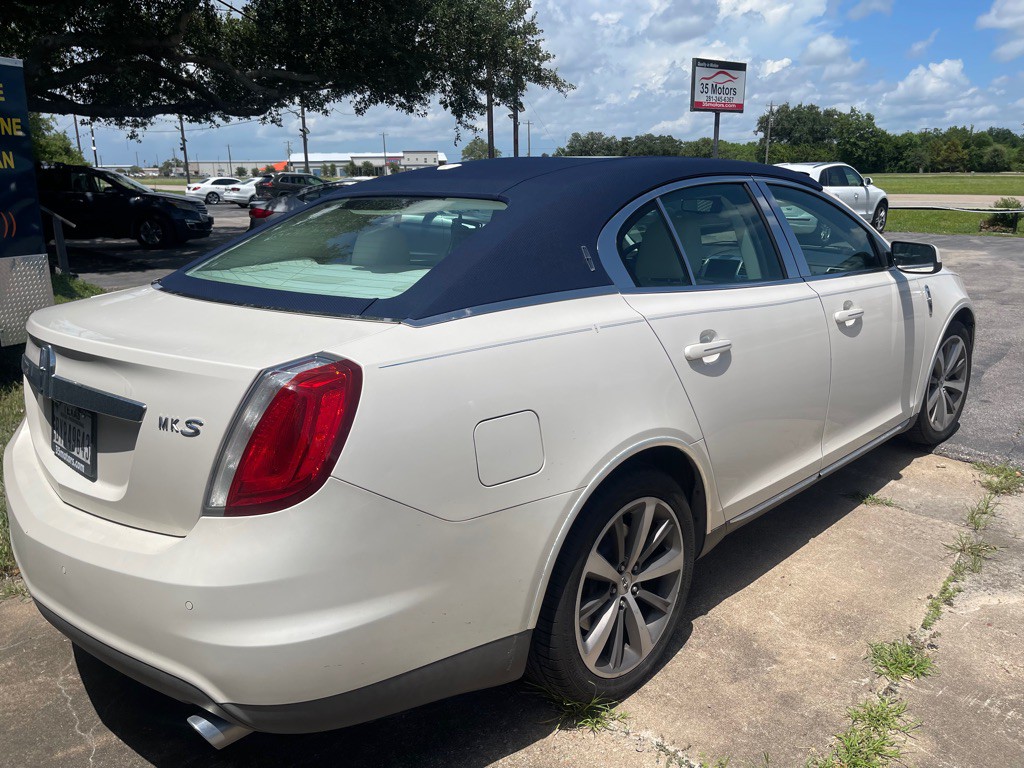 2009 Lincoln MKS Image 3