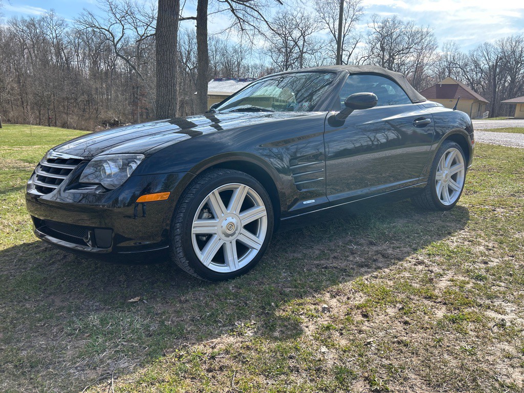 2006 Chrysler Crossfire Image 3