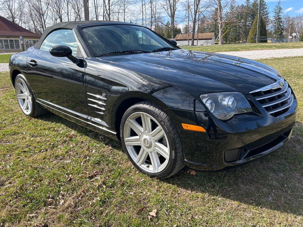 2006 Chrysler Crossfire Image 5