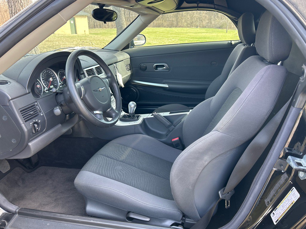 2006 Chrysler Crossfire Image 19