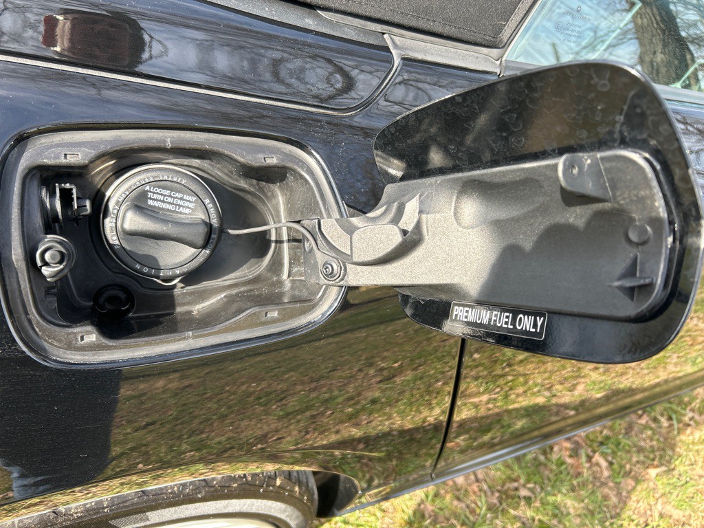 2006 Chrysler Crossfire Image 32
