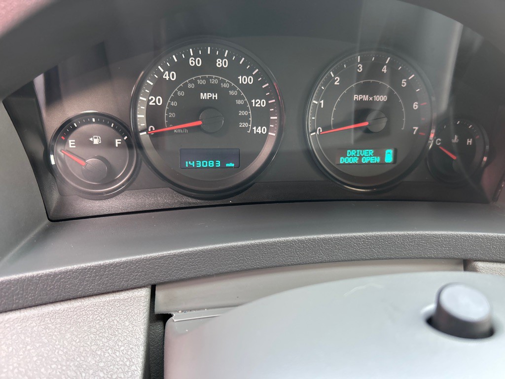 2005 Jeep Grand Cherokee Image 11