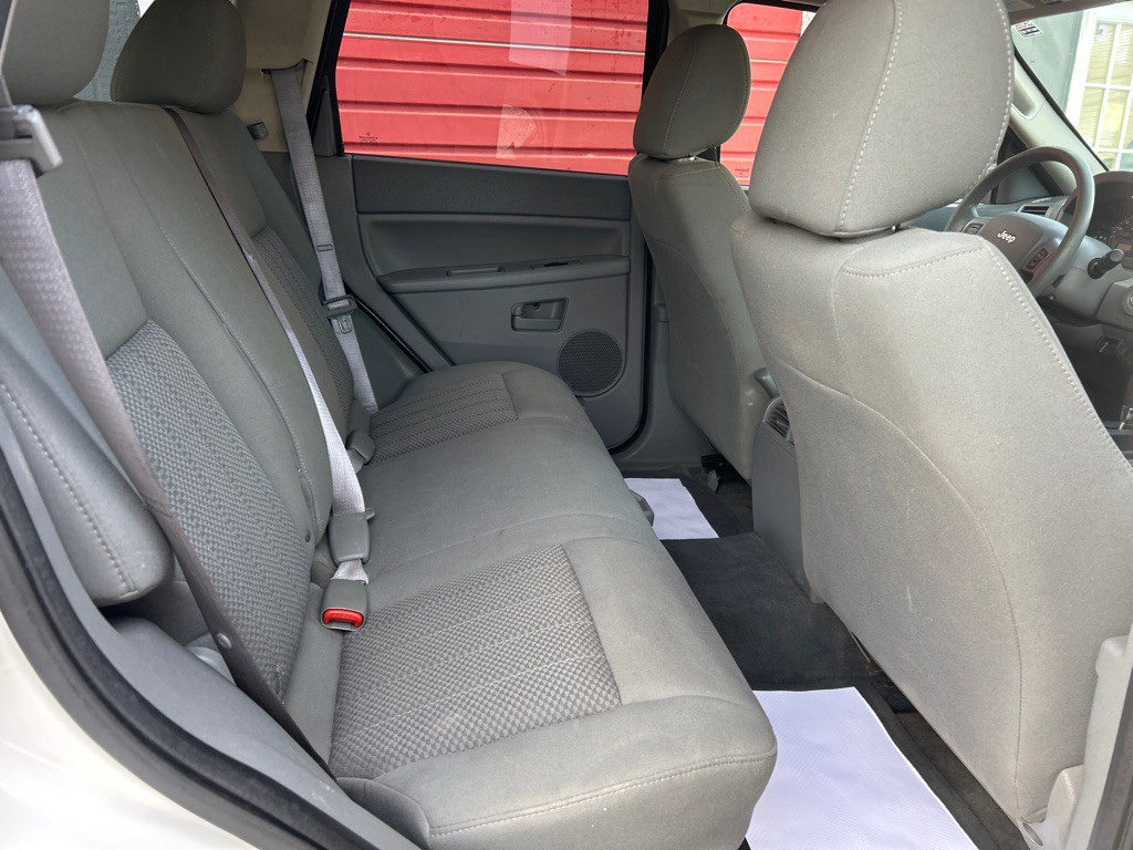 2005 Jeep Grand Cherokee Image 14