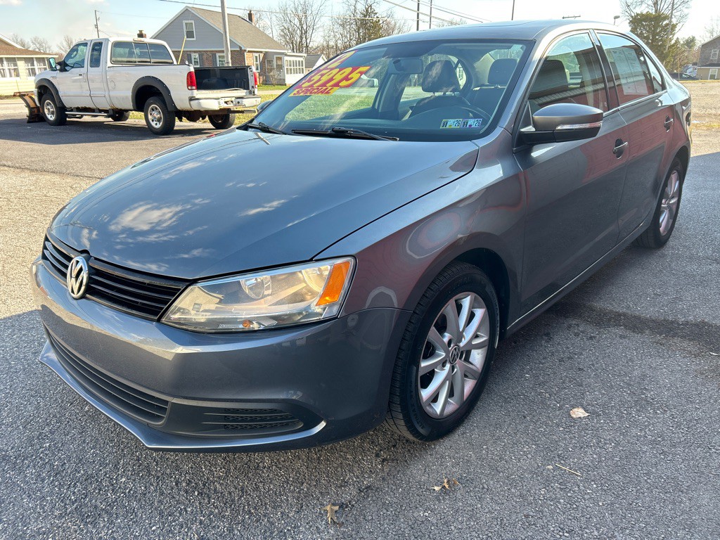 2012 Volkswagen Jetta Image 5
