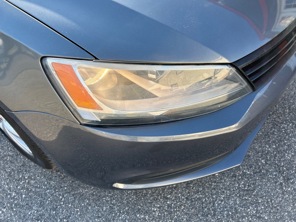 2012 Volkswagen Jetta Image 30