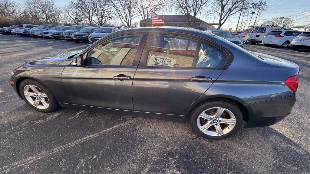 2014 BMW 3 Series Image 3