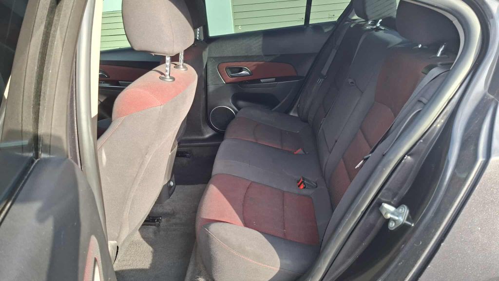 2014 Chevrolet Cruze Image 3