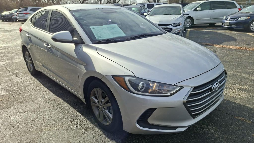 2017 Hyundai Elantra Image 1