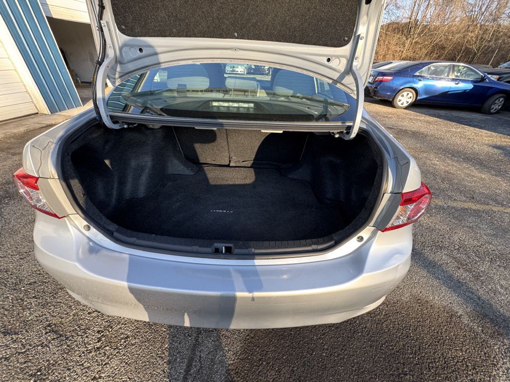 2013 Toyota Corolla Image 5