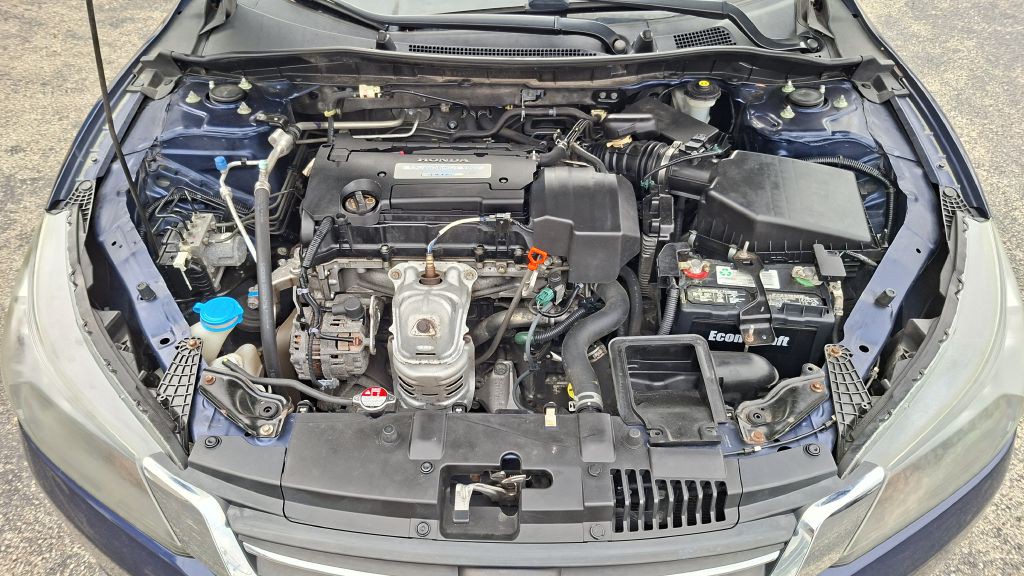 2013 Honda Accord Image 5