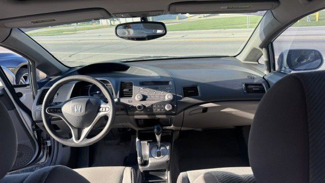 2010 Honda Civic Image 9