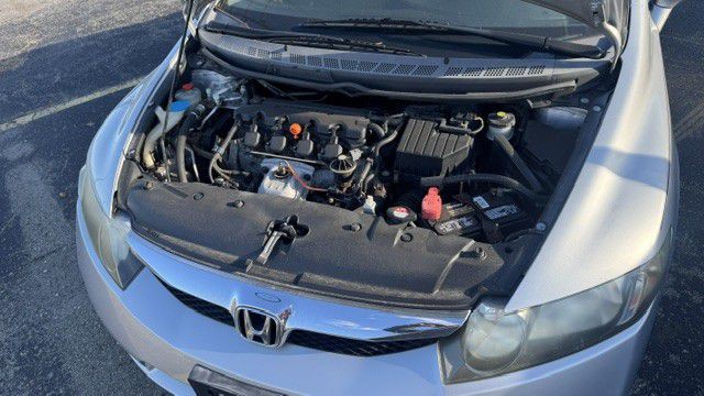 2010 Honda Civic Image 13
