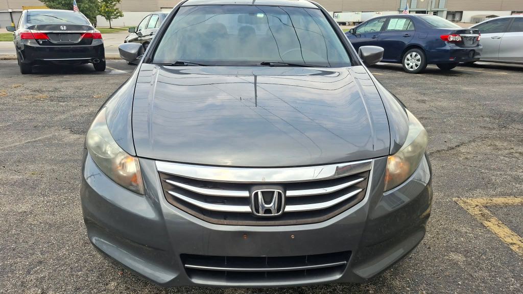2012 Honda Accord Image 2