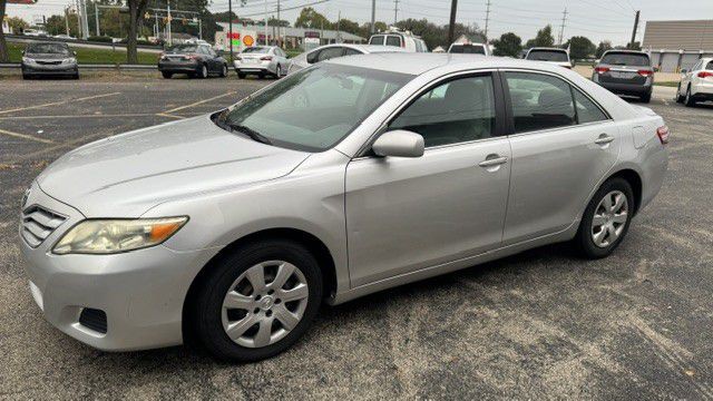 2011 Toyota Camry Image 10