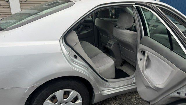 2011 Toyota Camry Image 11