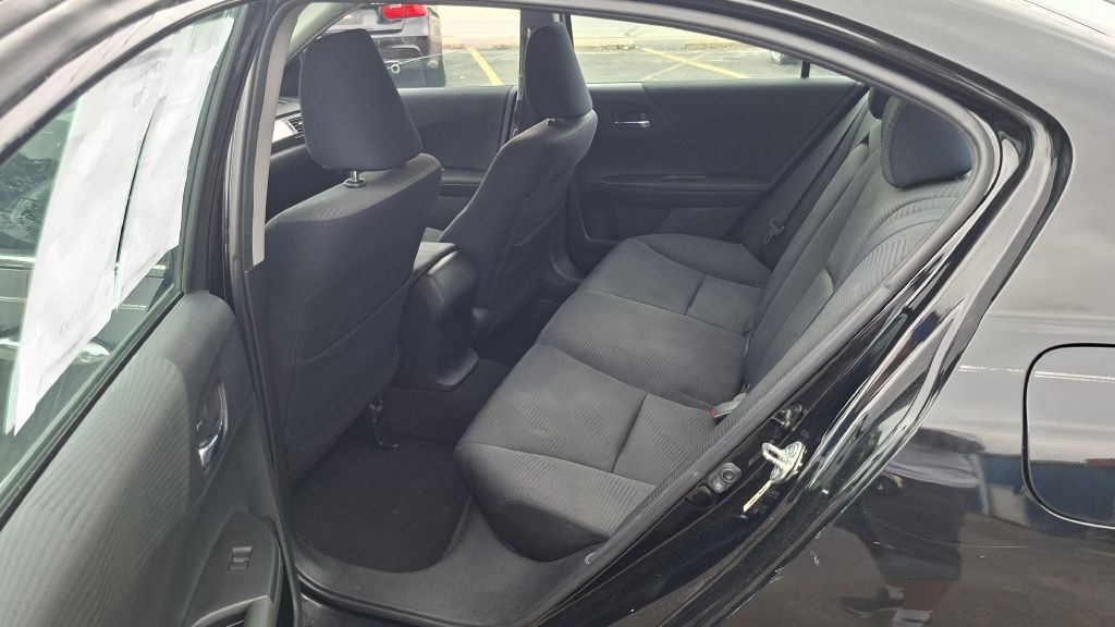 2015 Honda Accord Image 3
