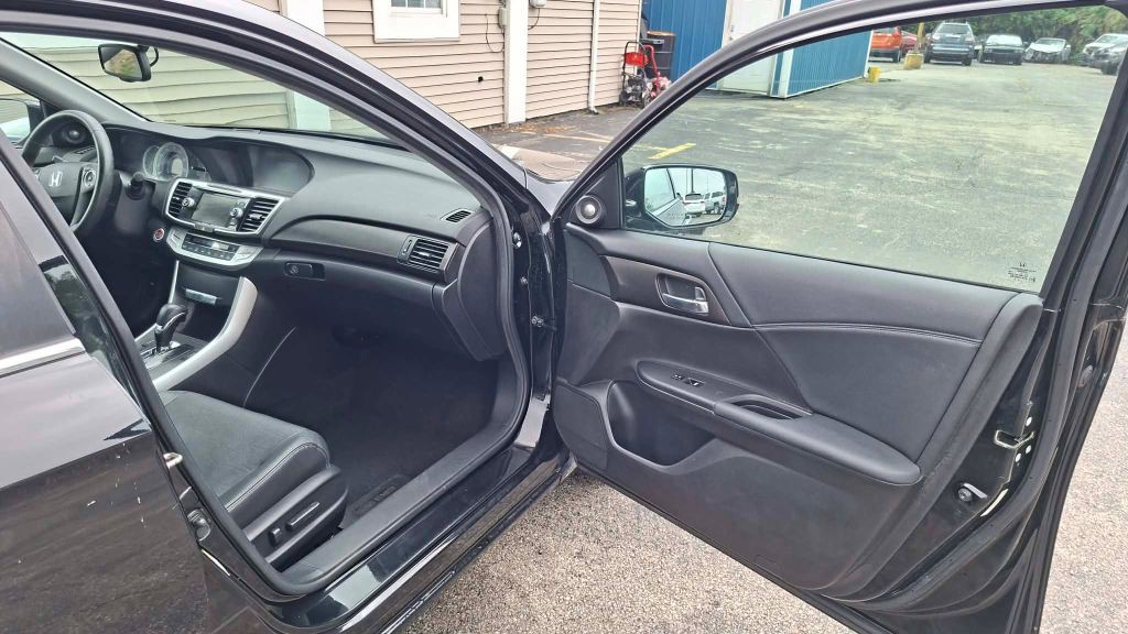 2014 Honda Accord Image 11