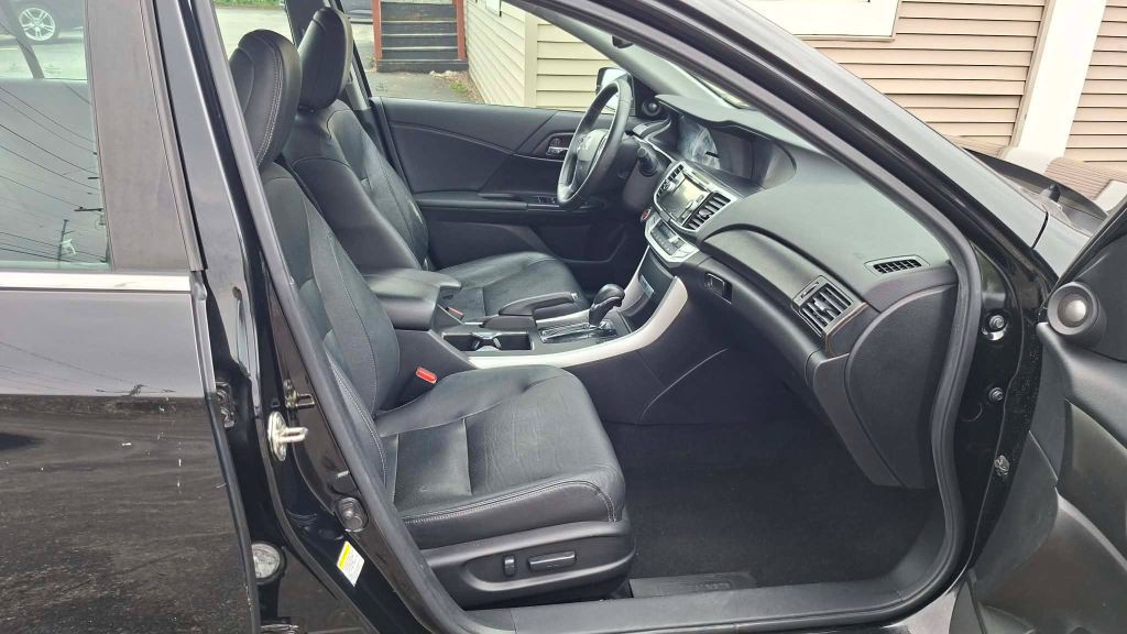 2014 Honda Accord Image 12