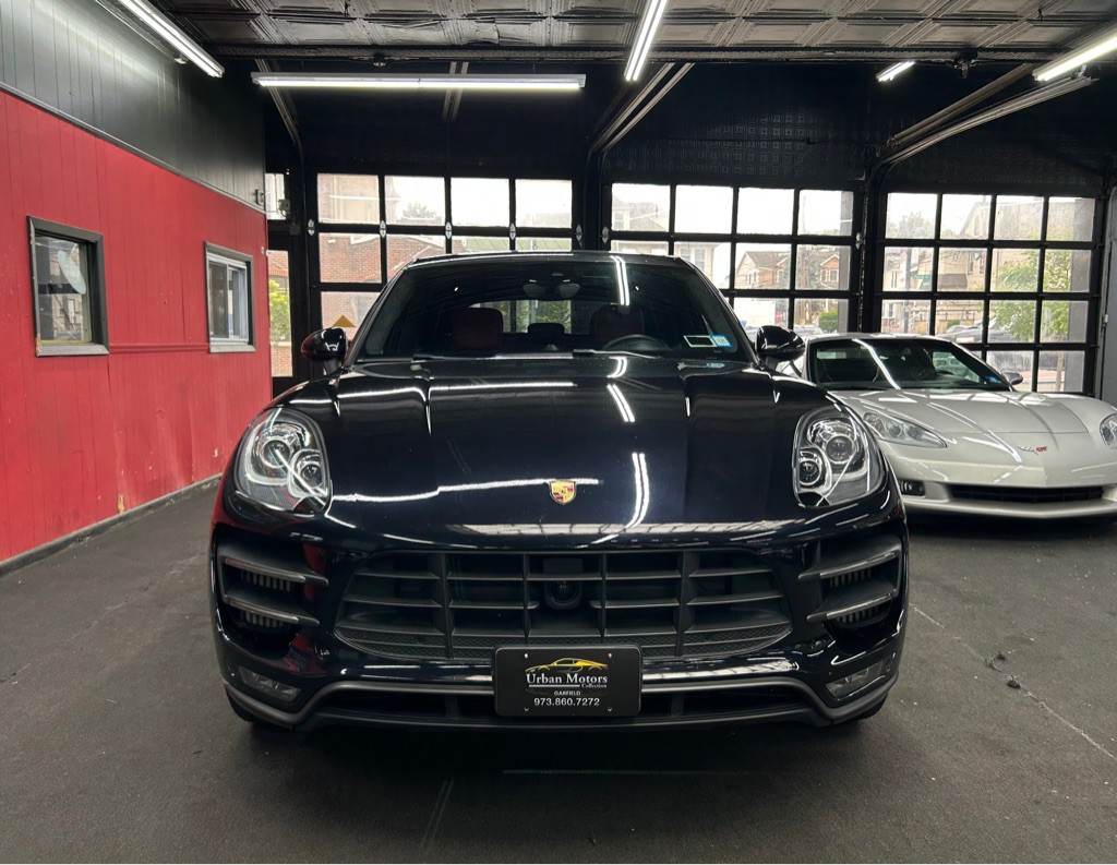 2015 Porsche Macan Image 4