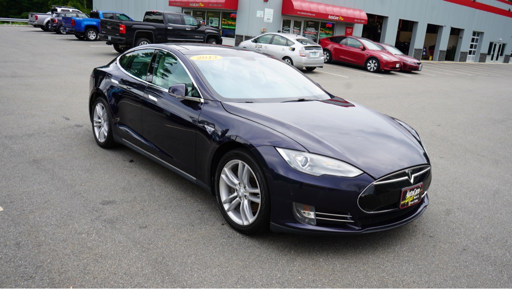 2013 Tesla Model S Image 7